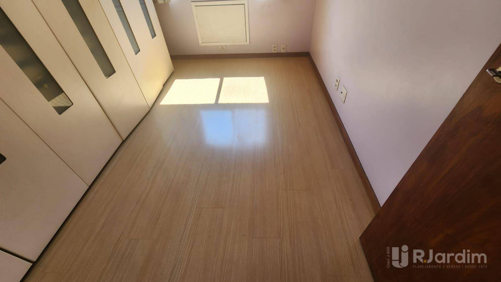 Apartamento para alugar com 3 quartos, 114m² - Foto 31