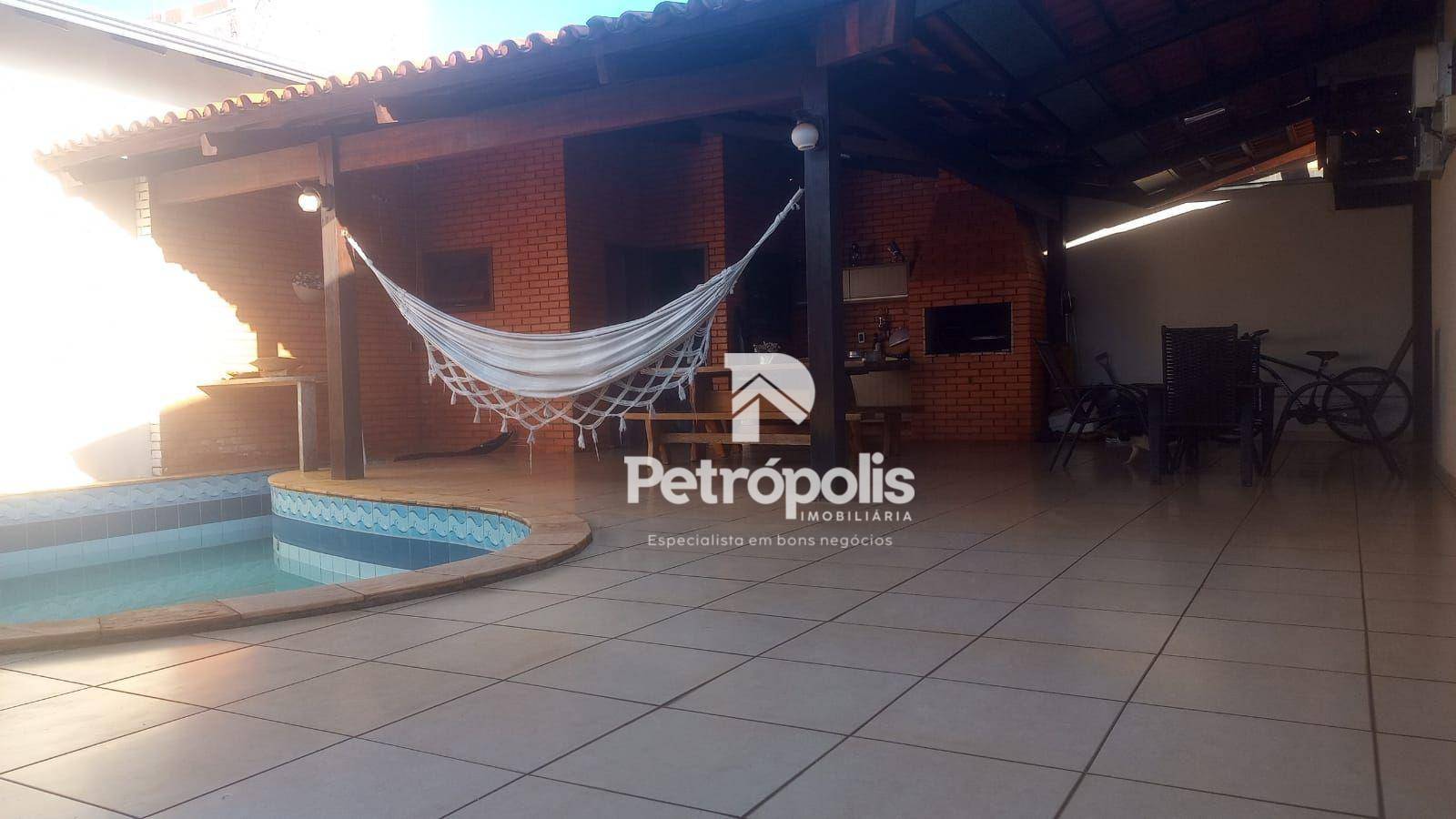 Casa à venda com 3 quartos, 231m² - Foto 20