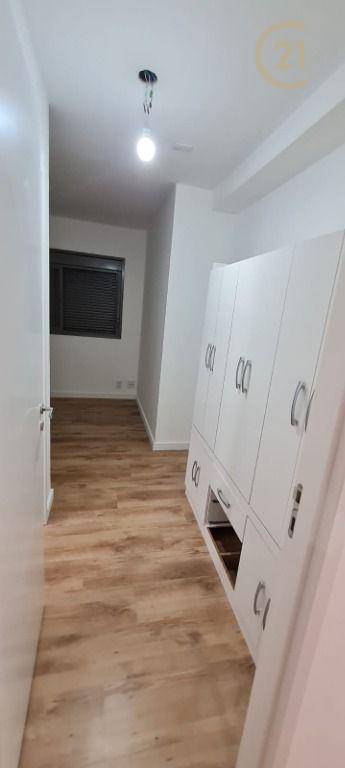 Apartamento à venda com 3 quartos, 115m² - Foto 18