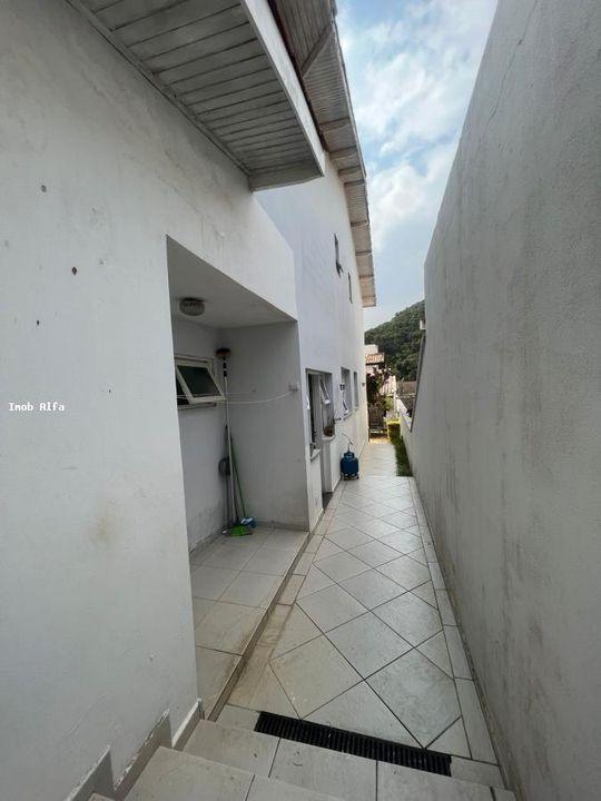 Casa de Condomínio à venda com 4 quartos, 360m² - Foto 5