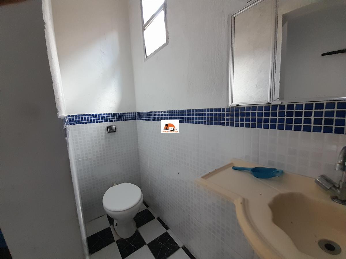 Casa à venda com 3 quartos, 261m² - Foto 12