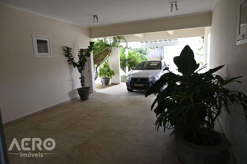 Casa à venda com 5 quartos, 591m² - Foto 25