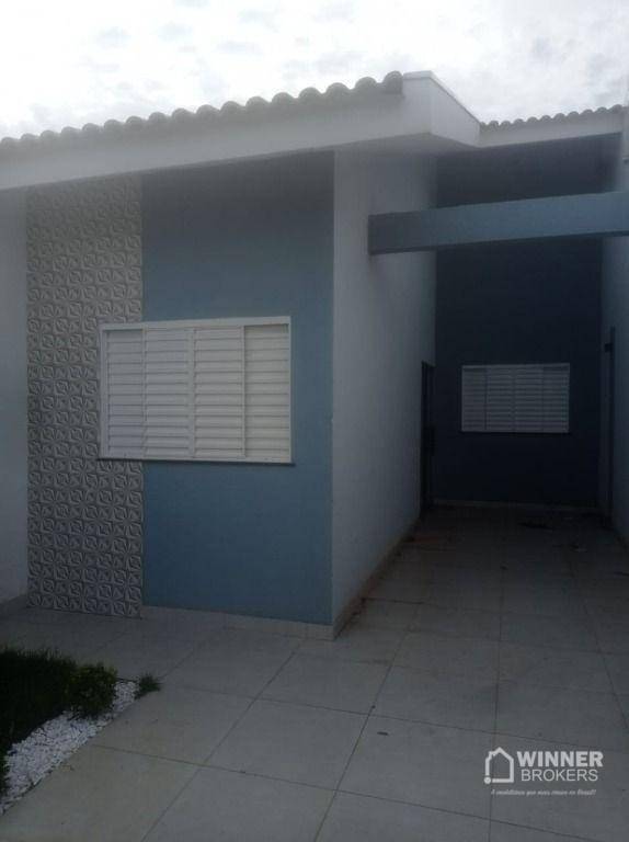 Casa à venda com 3 quartos, 69m² - Foto 1