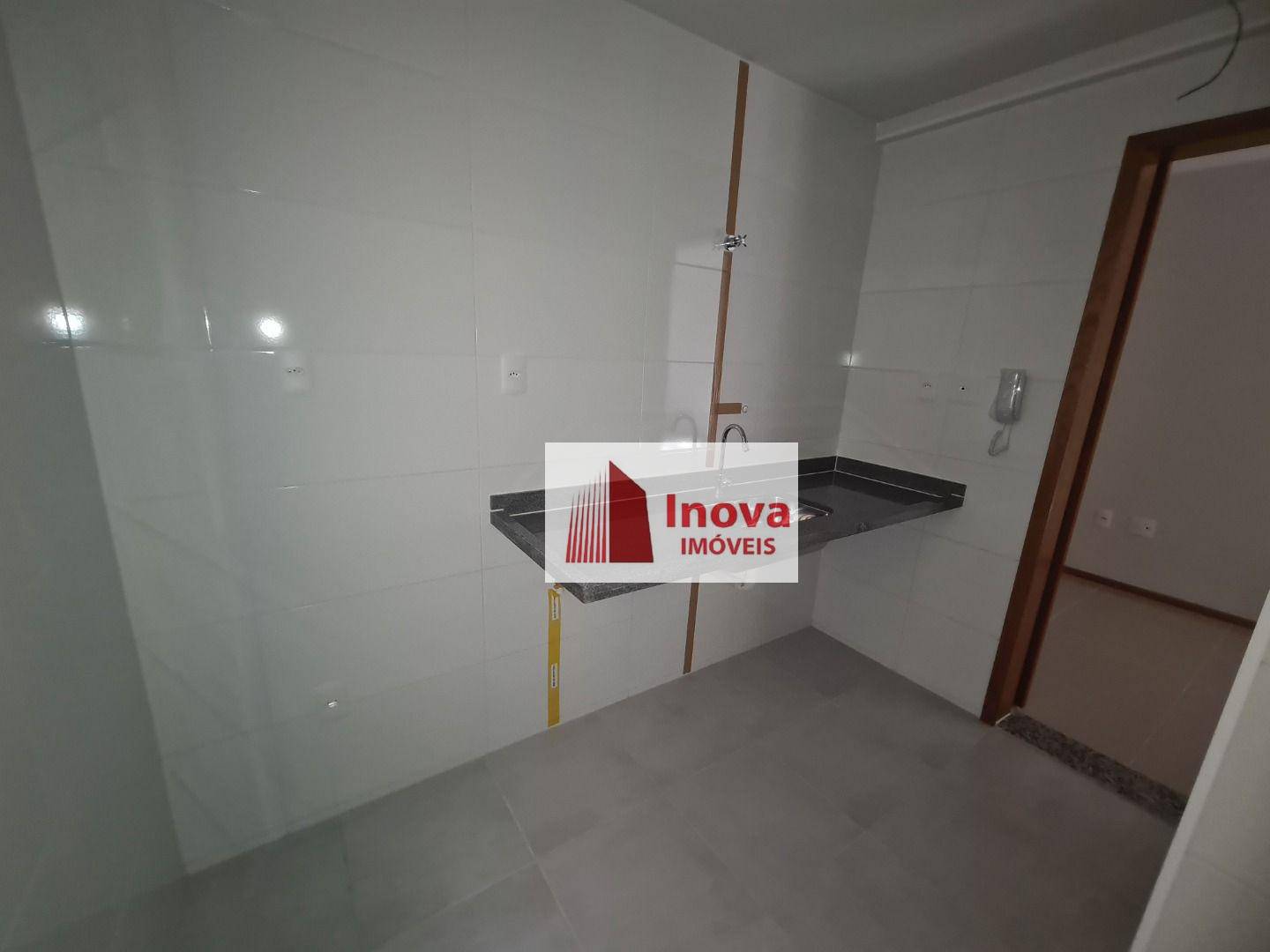 Apartamento à venda com 2 quartos, 72m² - Foto 17