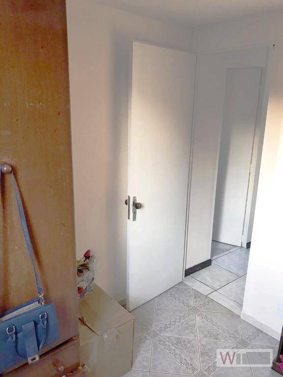 Apartamento à venda com 2 quartos, 62m² - Foto 9