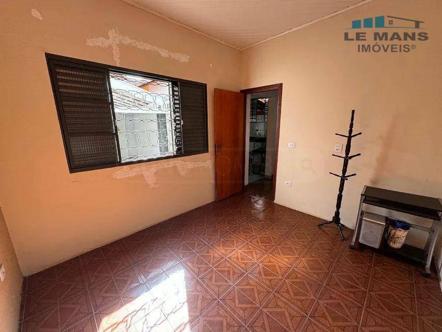 Casa à venda com 5 quartos, 238m² - Foto 14