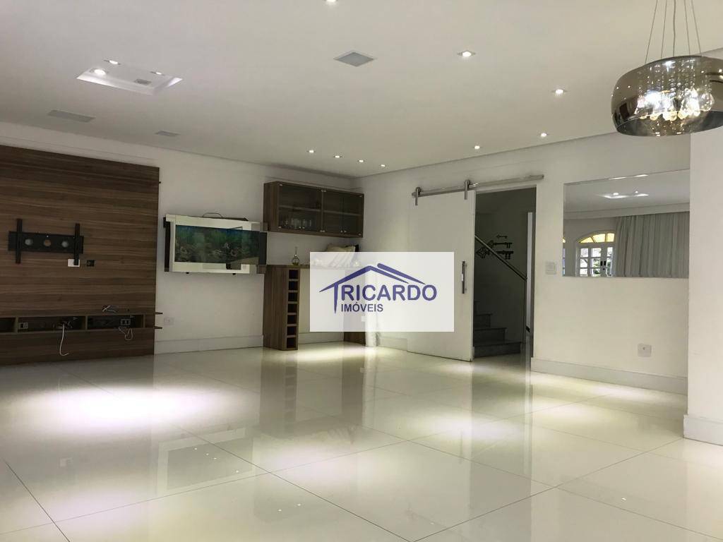 Sobrado à venda com 3 quartos, 430m² - Foto 2