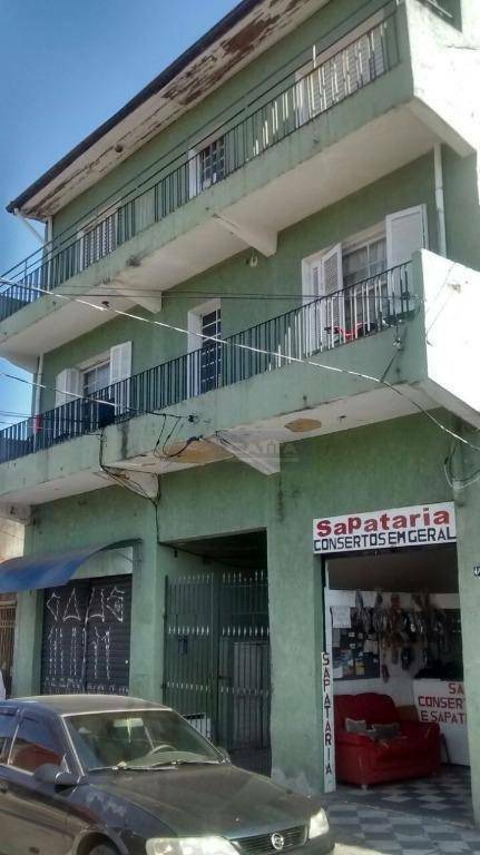 Sobrado à venda com 8 quartos, 374m² - Foto 1