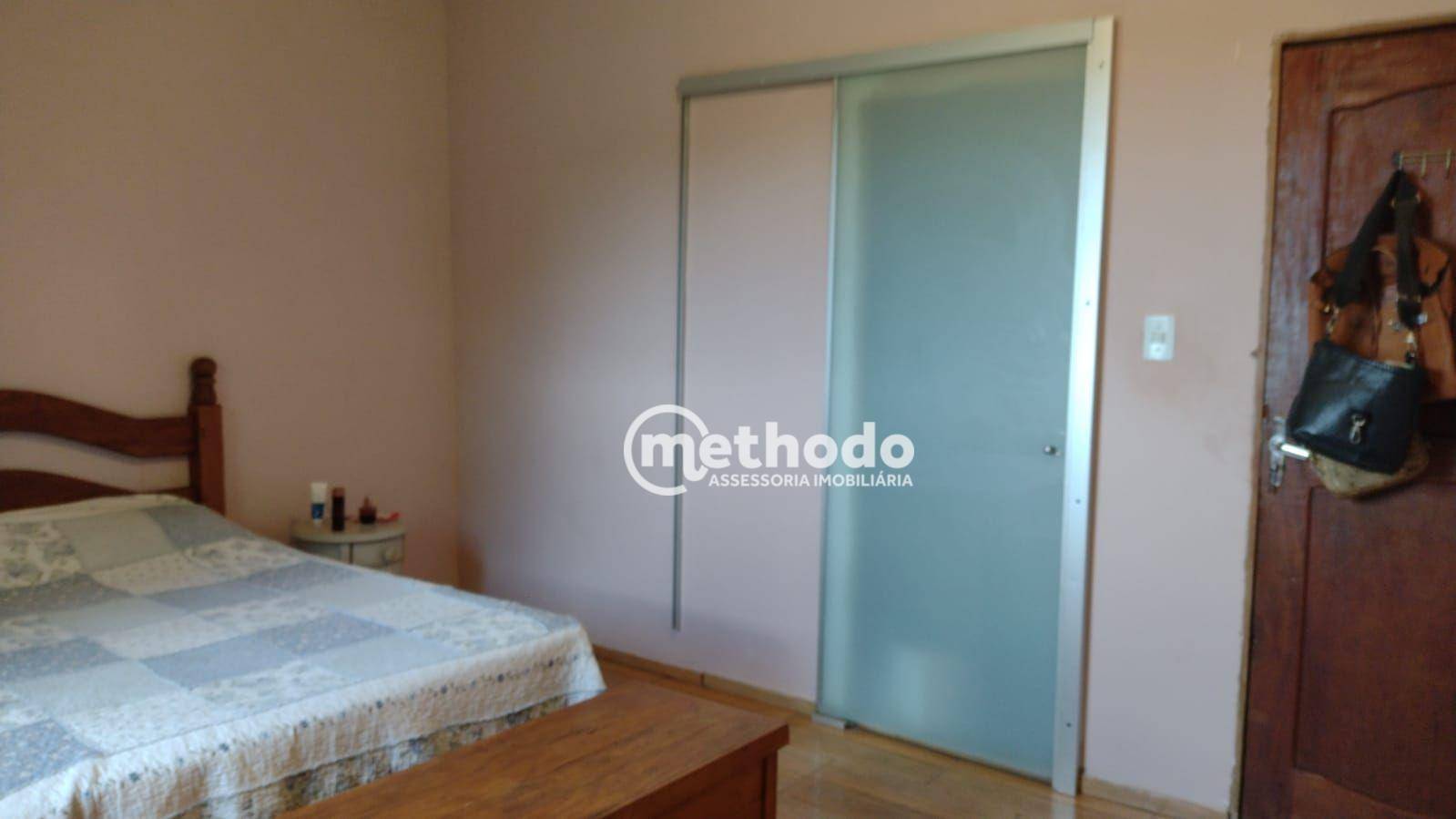 Chácara à venda com 4 quartos, 220m² - Foto 20