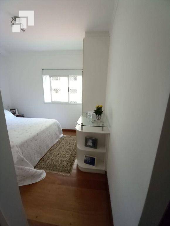 Apartamento à venda com 3 quartos, 115m² - Foto 19