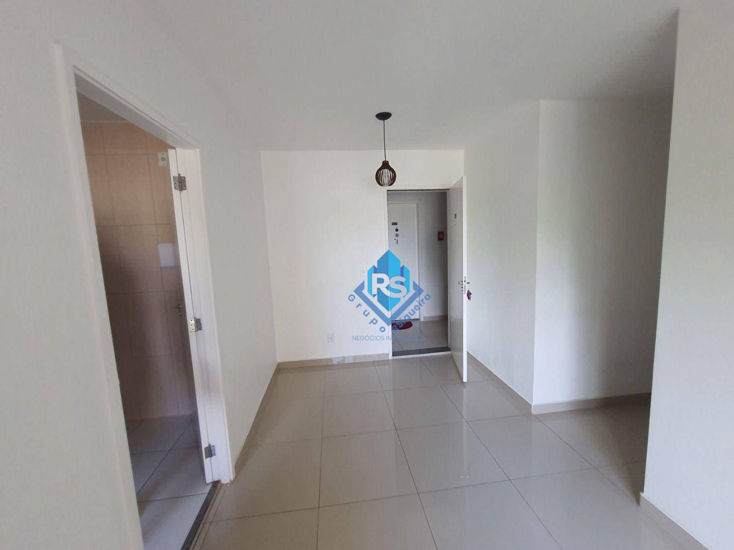 Apartamento à venda com 2 quartos, 50m² - Foto 2