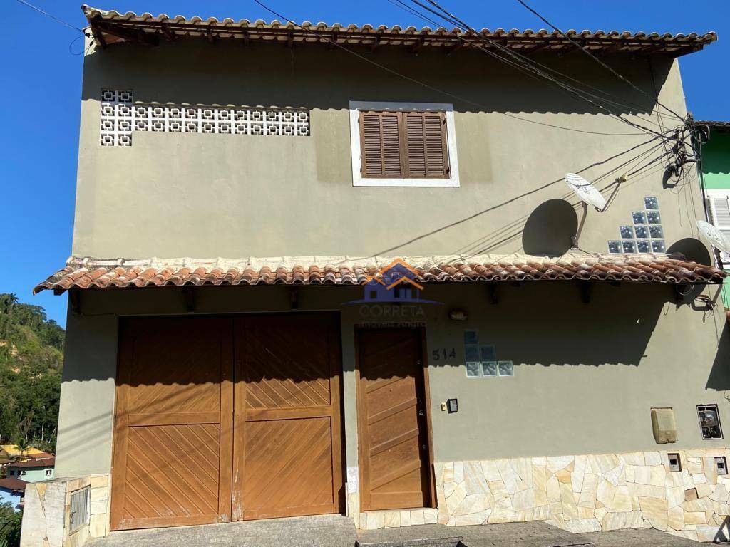 Casa à venda com 4 quartos, 296m² - Foto 2