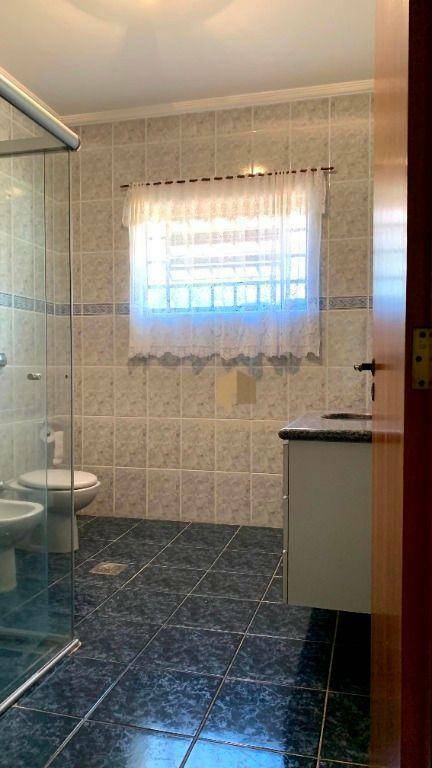 Casa de Condomínio à venda com 3 quartos, 230m² - Foto 36