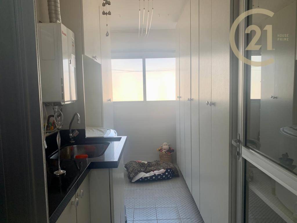 Apartamento à venda com 3 quartos, 121m² - Foto 12