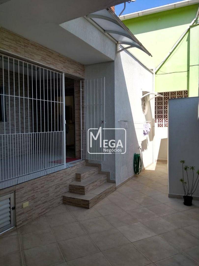 Casa à venda com 7 quartos, 230m² - Foto 24