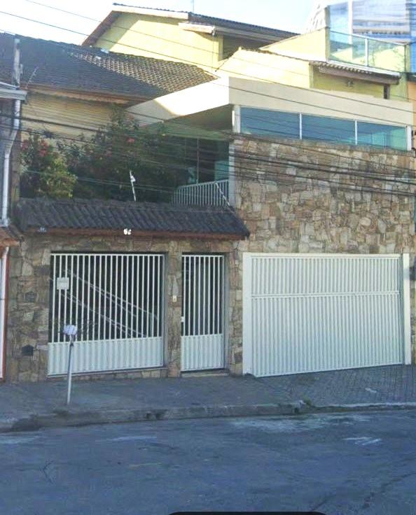 Sobrado à venda com 3 quartos, 310m² - Foto 1