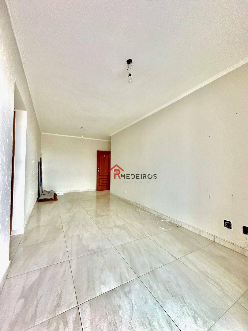 Apartamento à venda com 2 quartos, 88m² - Foto 4