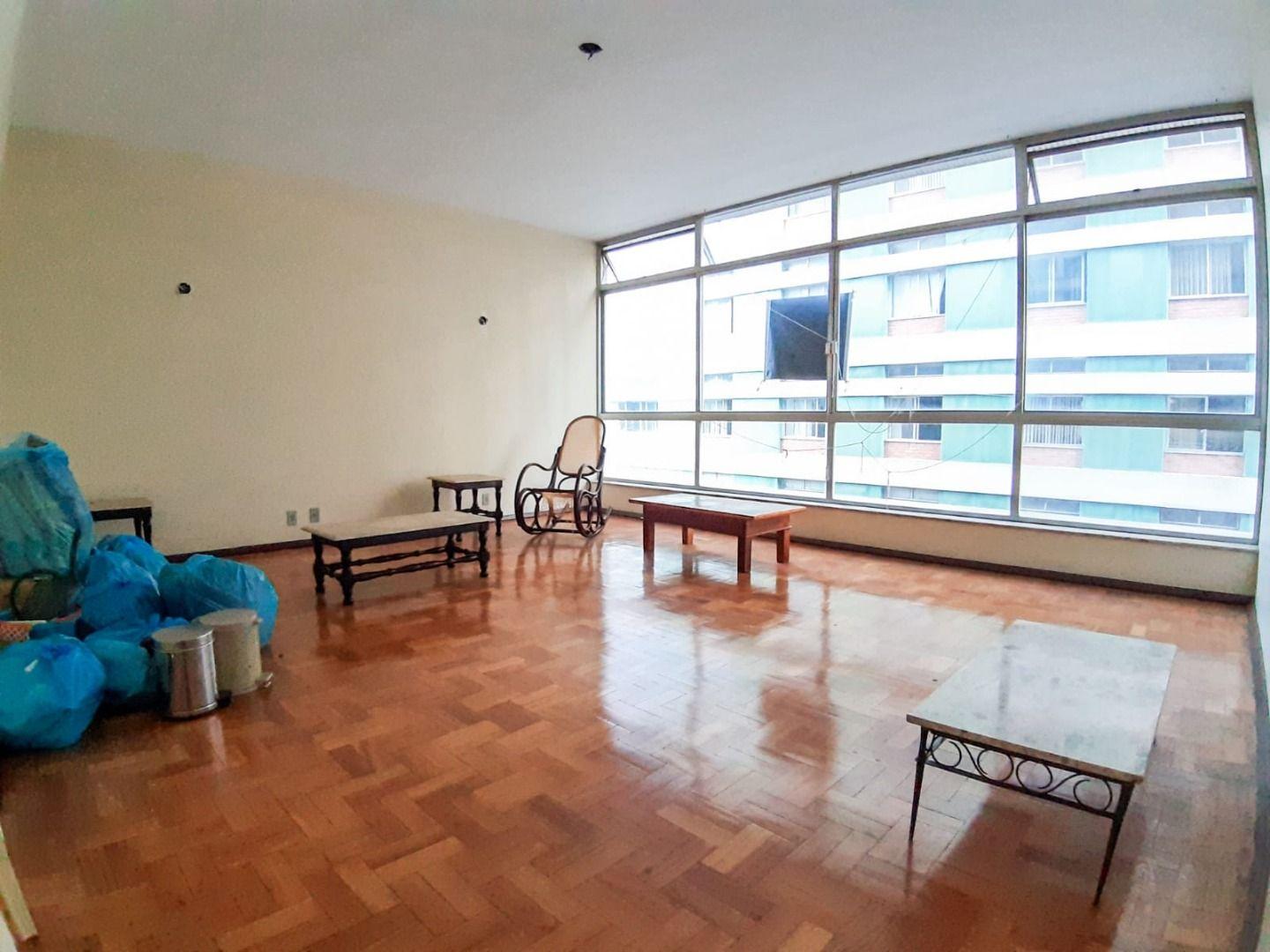 Apartamento à venda com 3 quartos, 162m² - Foto 3