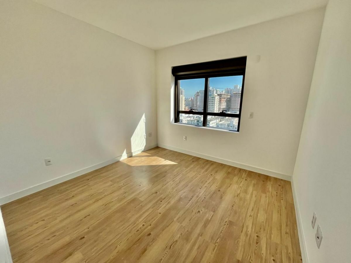 Apartamento à venda com 3 quartos, 105m² - Foto 6