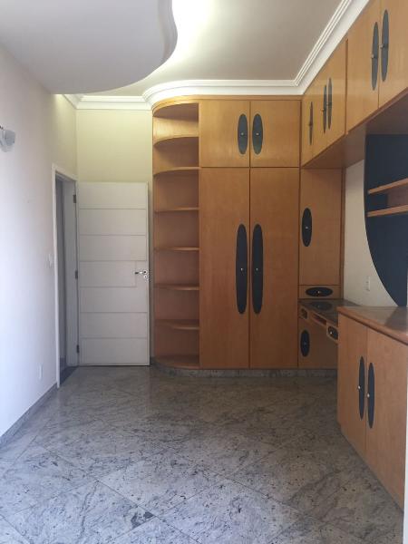 Apartamento à venda com 4 quartos, 250m² - Foto 12