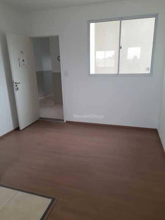 Apartamento à venda com 2 quartos, 47m² - Foto 2