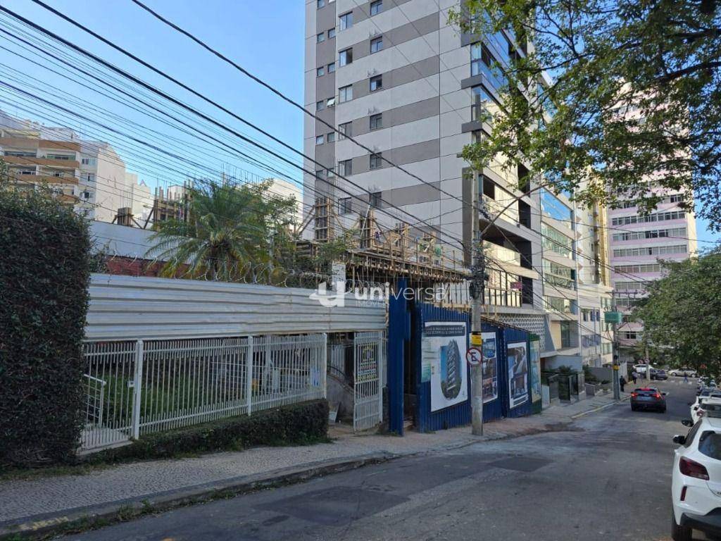 Casa, 5 quartos, 290 m² - Foto 2