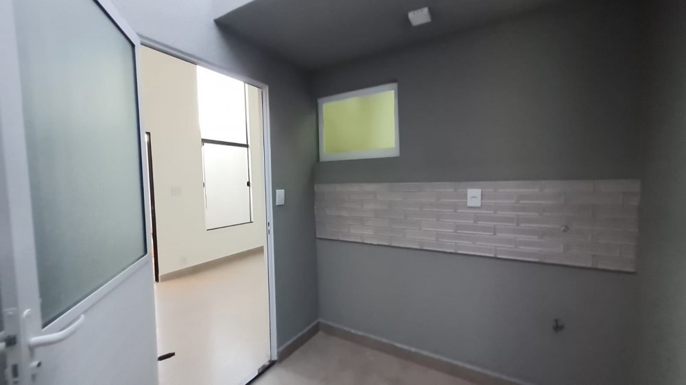 Casa à venda com 2 quartos, 125m² - Foto 8