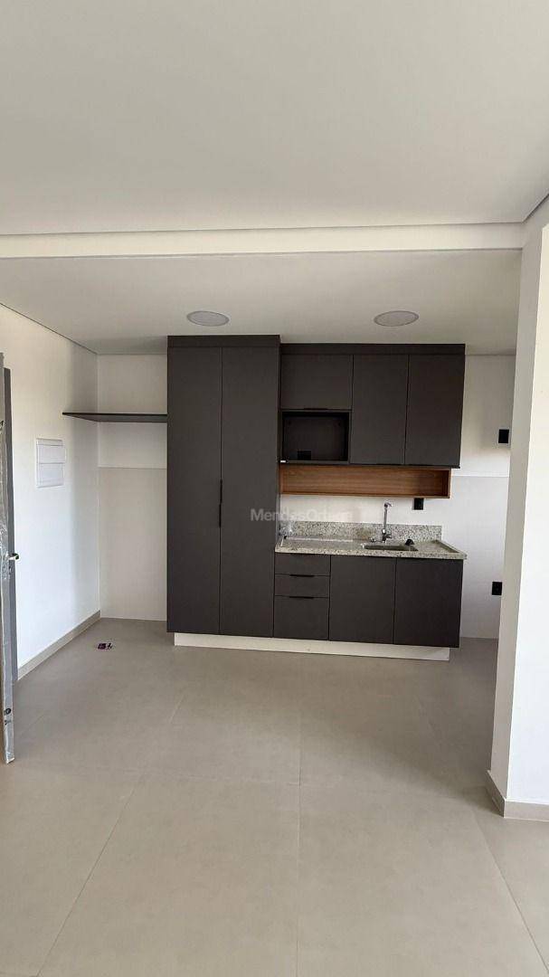 Apartamento para alugar com 3 quartos, 85m² - Foto 5