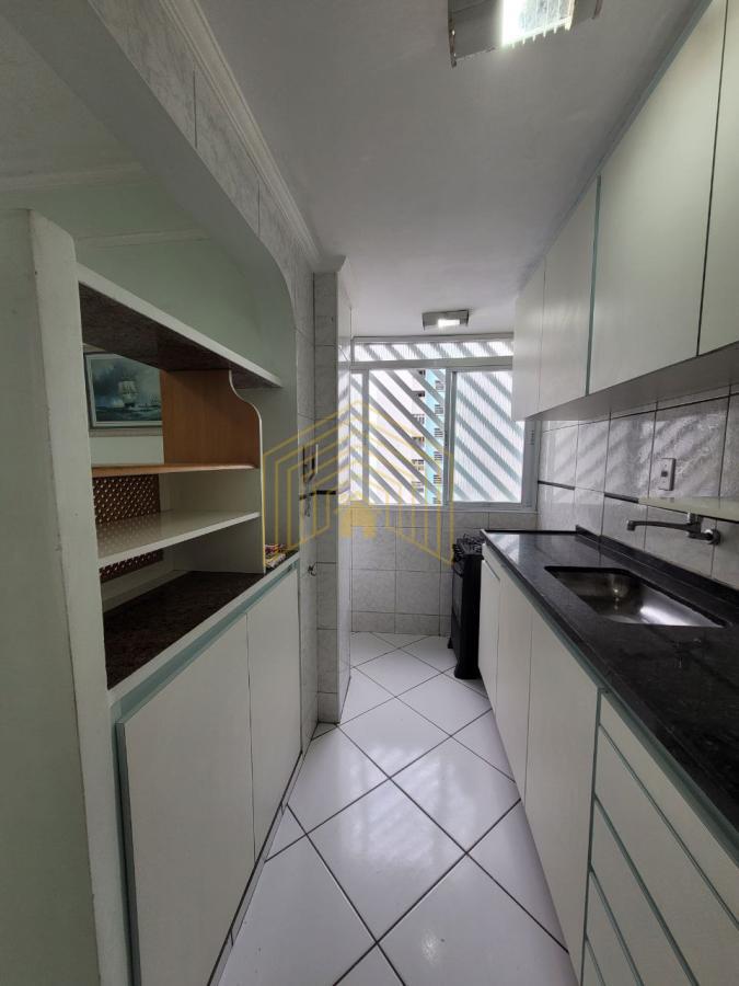 Apartamento à venda com 2 quartos, 70m² - Foto 16