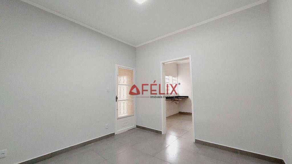 Casa à venda e aluguel com 2 quartos, 62m² - Foto 4