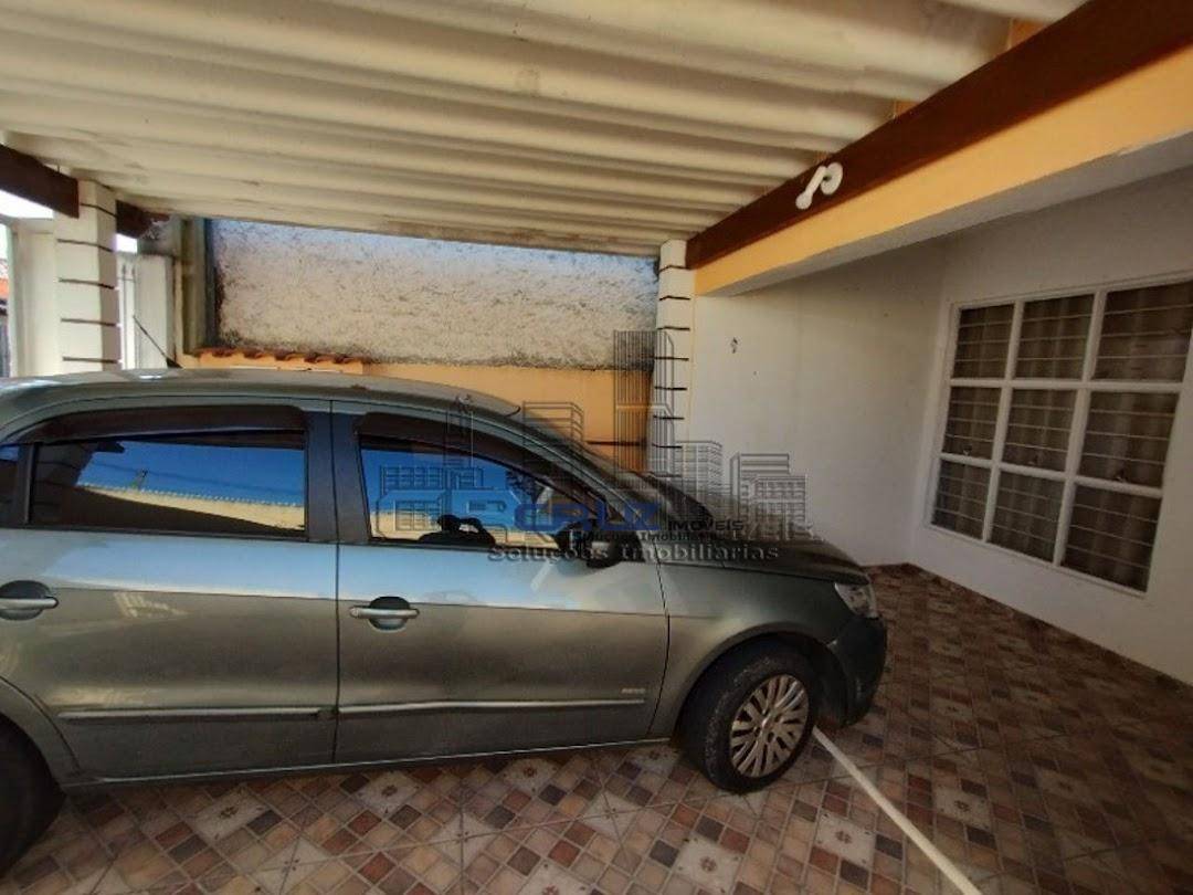 Casa à venda com 4 quartos, 162m² - Foto 4