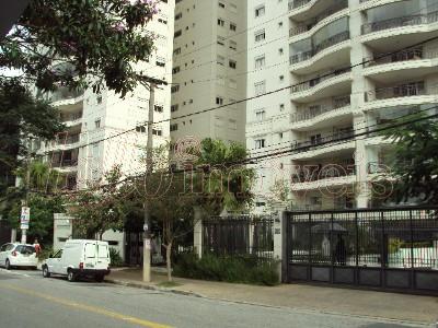 Apartamento para alugar com 3 quartos, 126m² - Foto 15