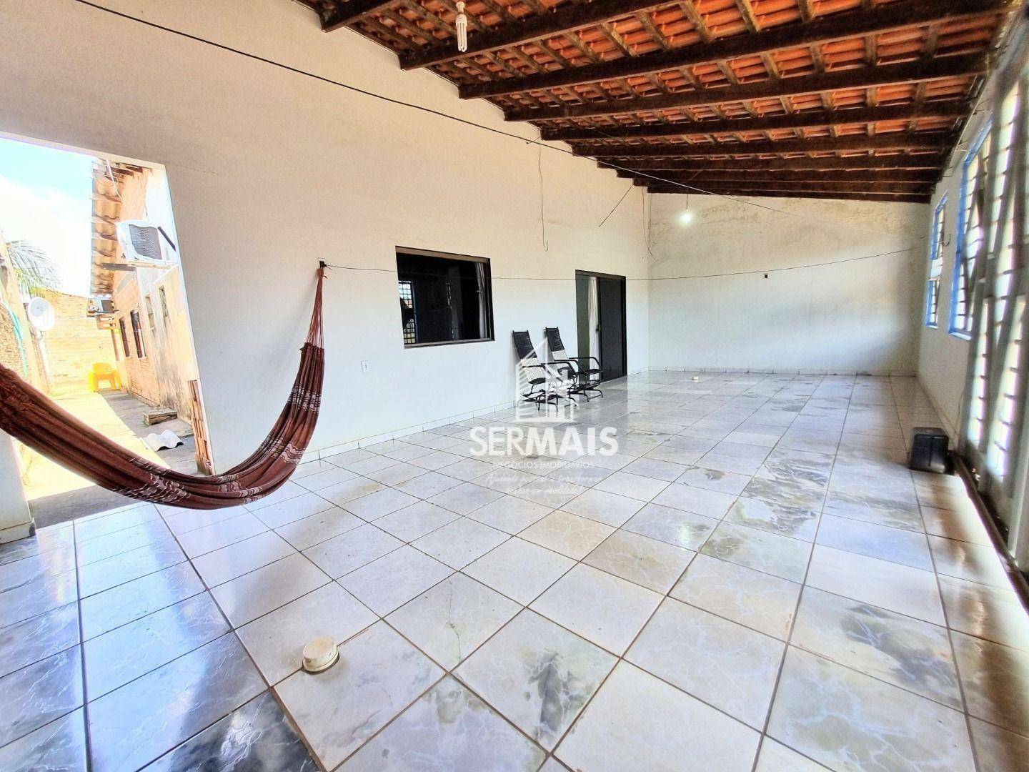 Casa de Condomínio à venda com 3 quartos, 200m² - Foto 3