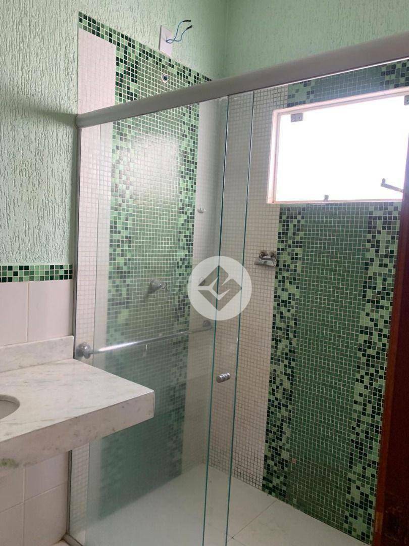 Casa para alugar com 3 quartos, 180m² - Foto 14