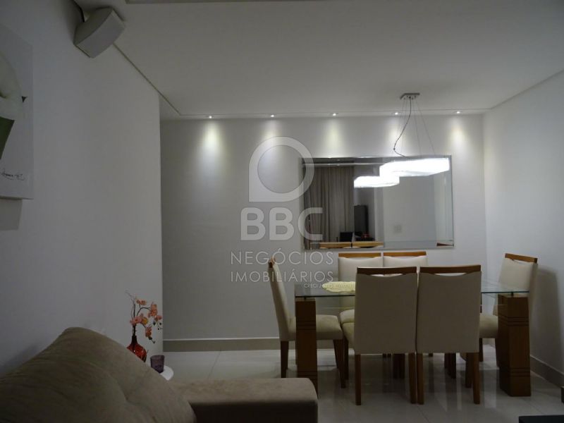 Apartamento à venda com 2 quartos, 63m² - Foto 5