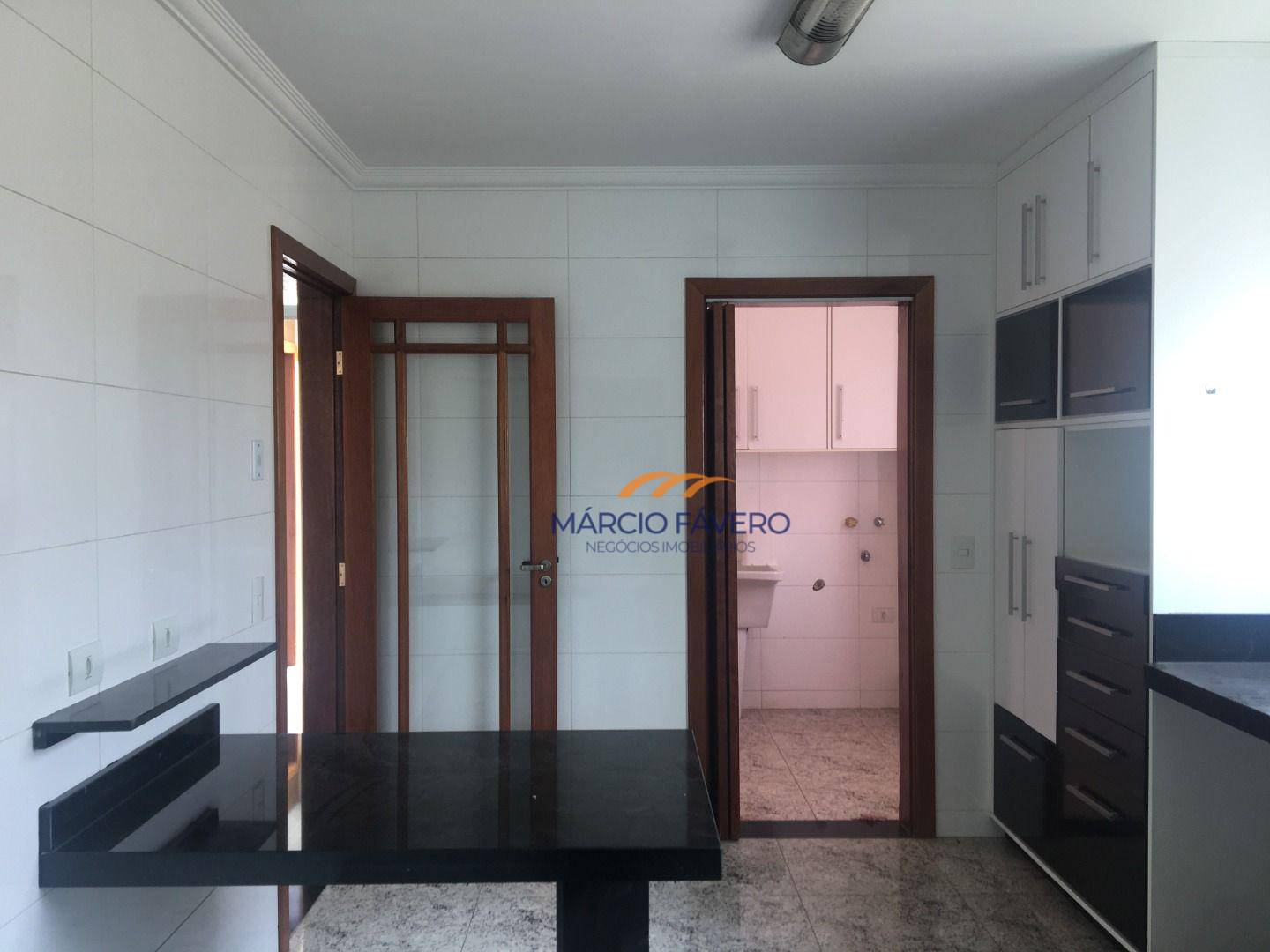 Sobrado à venda com 6 quartos, 500m² - Foto 10