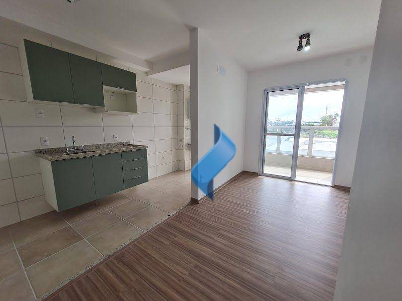 Apartamento para alugar com 3 quartos, 66m² - Foto 4