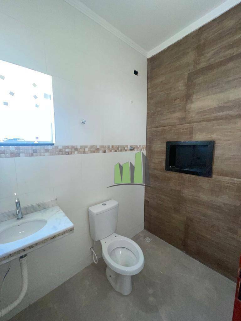 Casa à venda com 2 quartos, 61m² - Foto 8