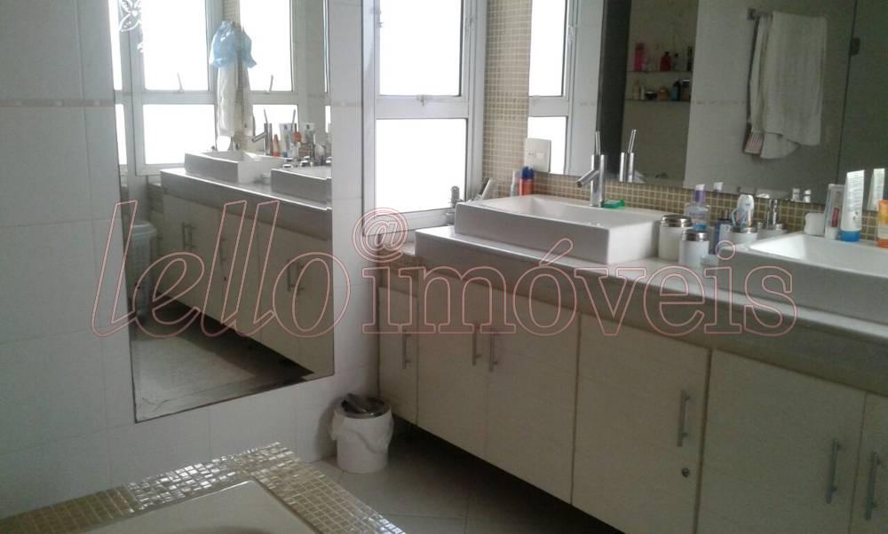 Apartamento à venda com 4 quartos, 240m² - Foto 7