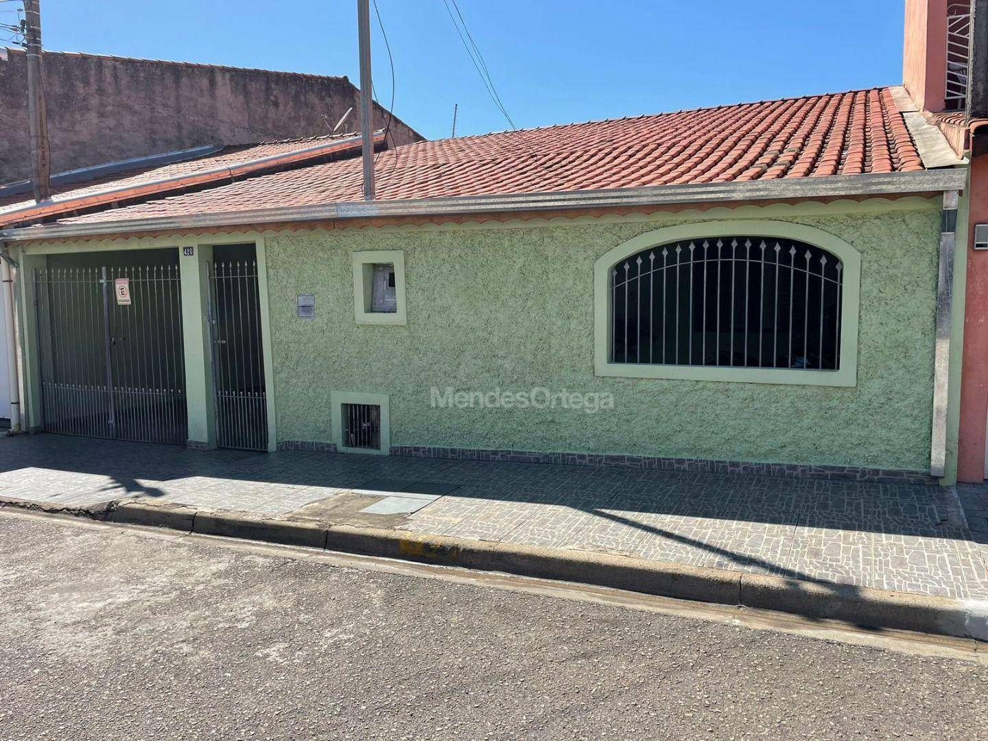 Casa à venda com 3 quartos, 250m² - Foto 3