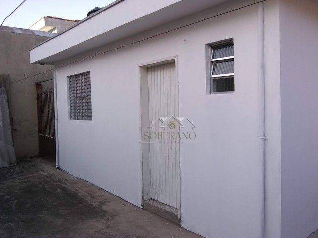 Casa à venda com 3 quartos, 250m² - Foto 10