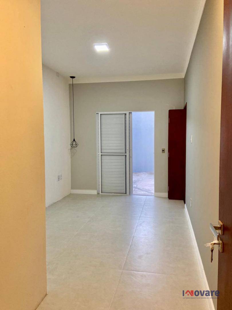 Casa à venda com 3 quartos, 84m² - Foto 13