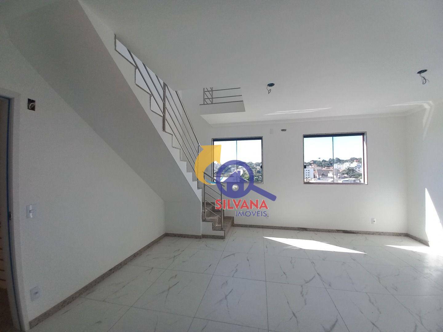 Cobertura à venda com 4 quartos, 111m² - Foto 4