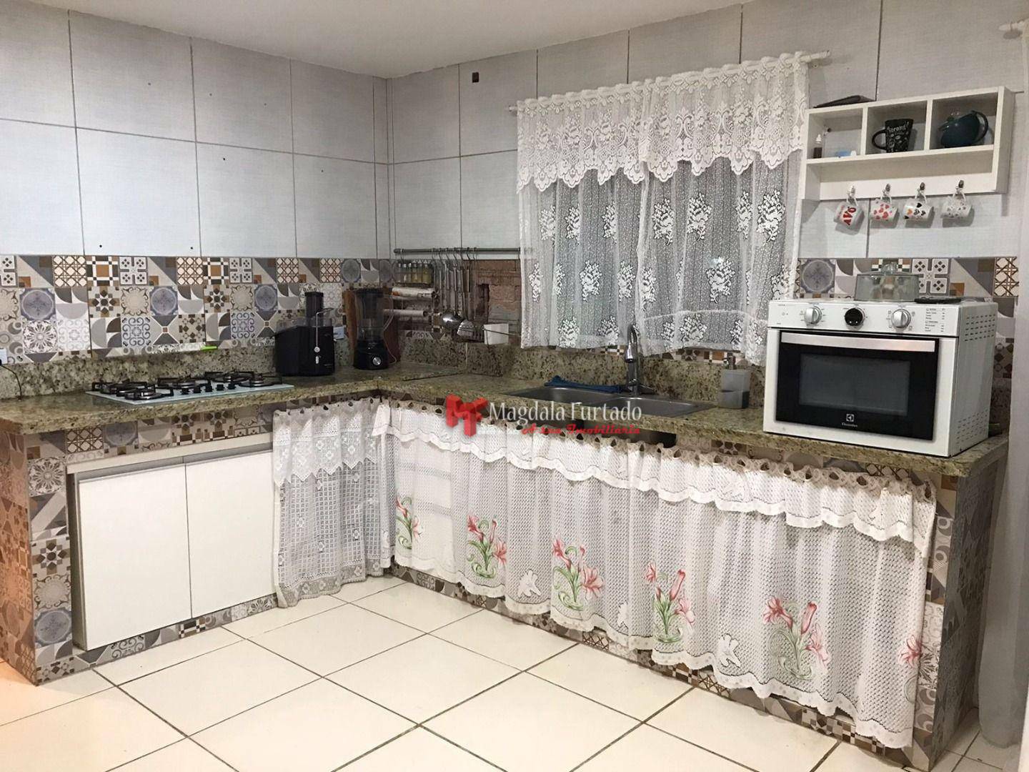 Casa à venda com 2 quartos, 108m² - Foto 6