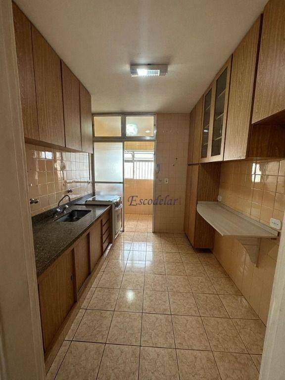 Apartamento à venda com 2 quartos, 63m² - Foto 12