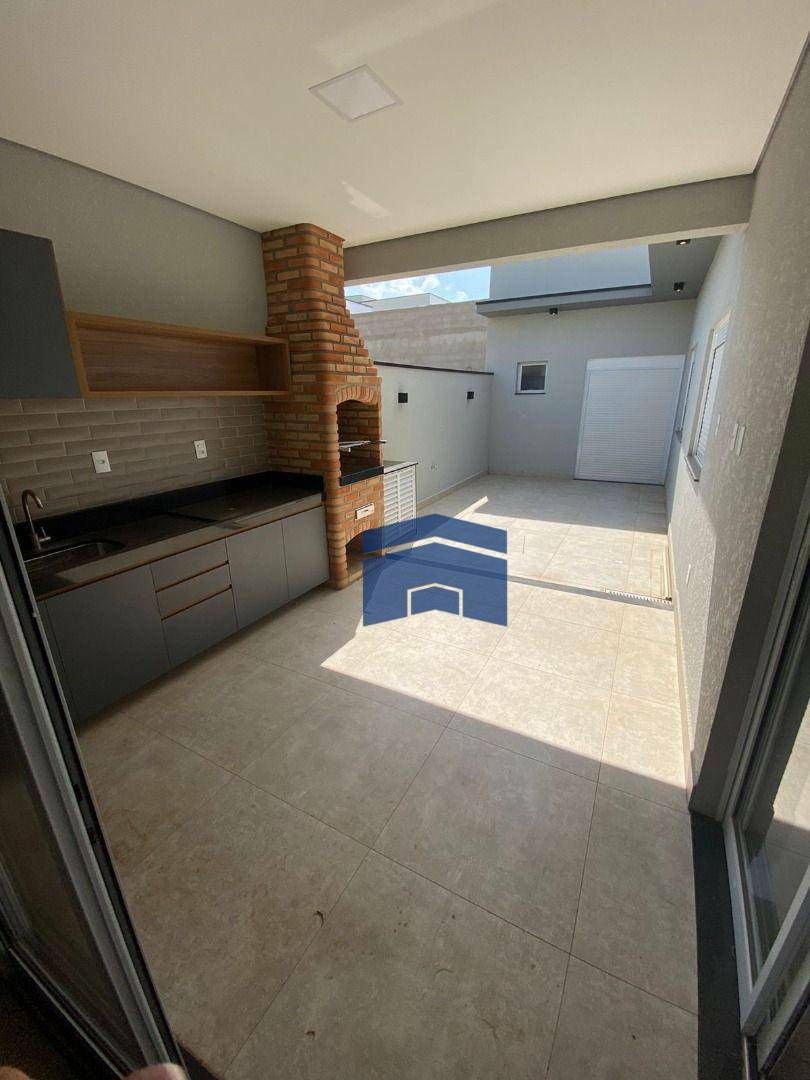 Casa à venda com 3 quartos, 140m² - Foto 2