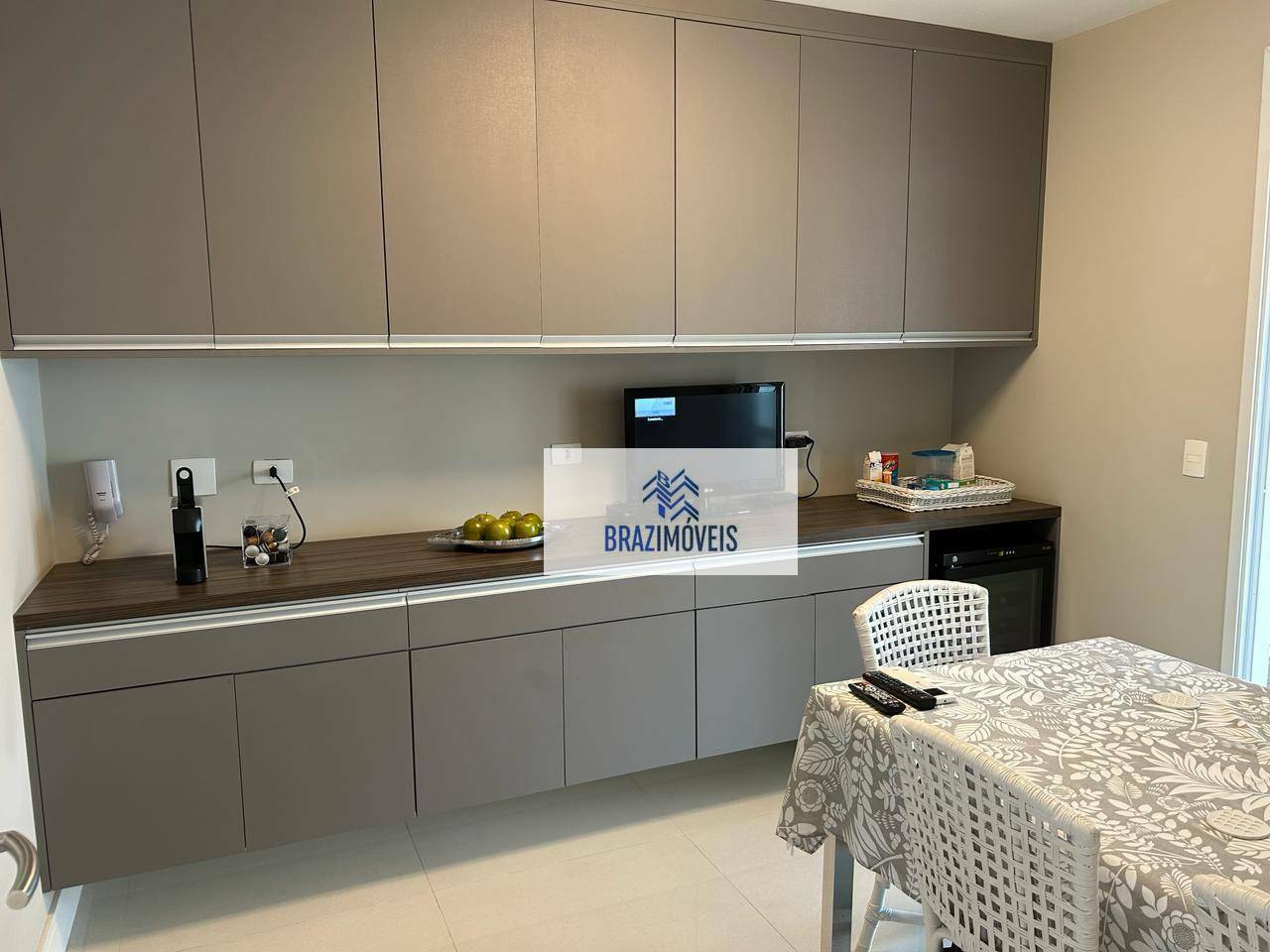 Apartamento à venda com 3 quartos, 213m² - Foto 11