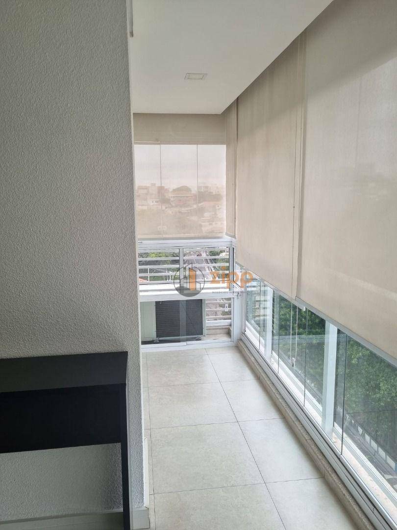 Apartamento para alugar com 2 quartos, 64m² - Foto 9