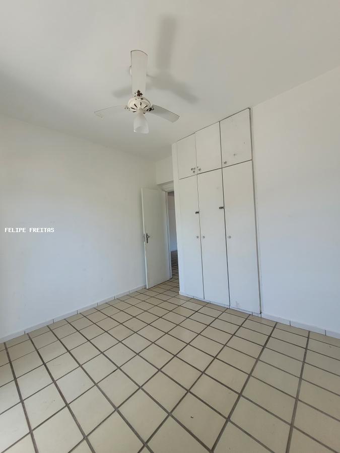 Apartamento à venda com 3 quartos, 76m² - Foto 22