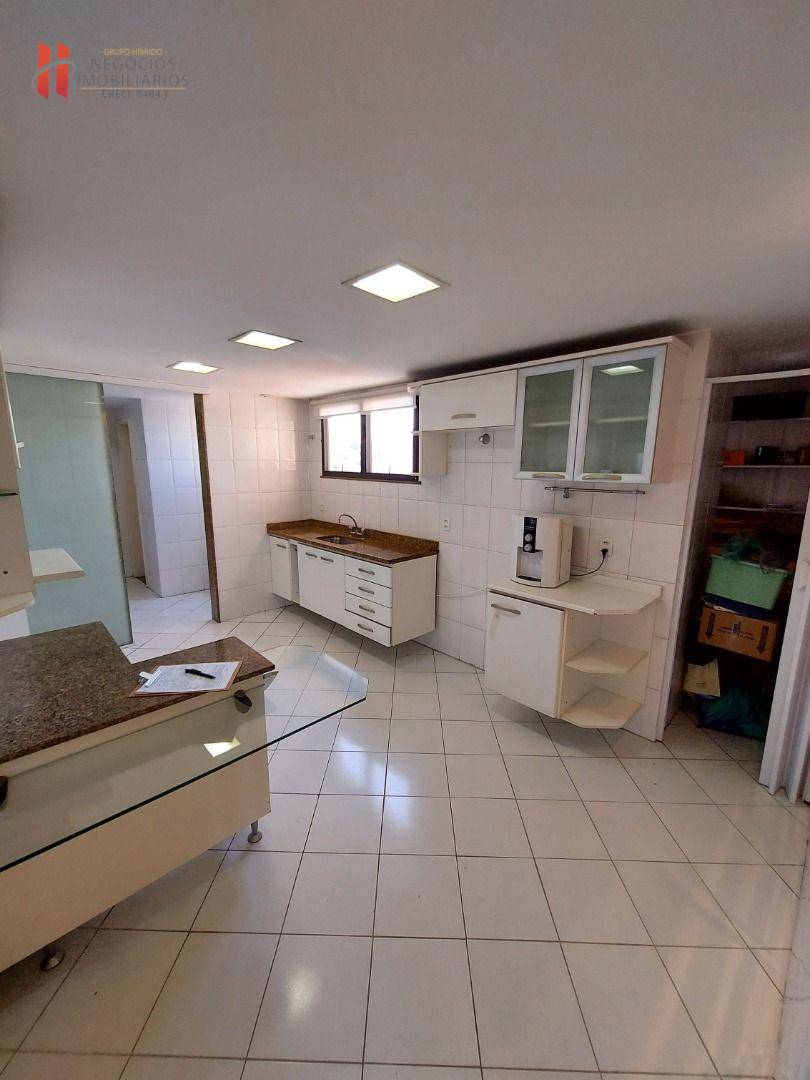 Apartamento à venda com 2 quartos, 115m² - Foto 6